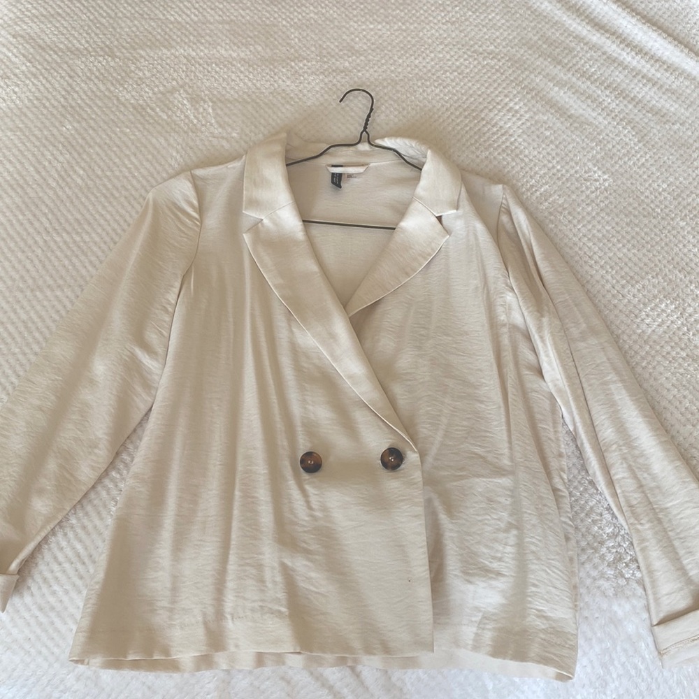 H&M Divided Off-White Blazer